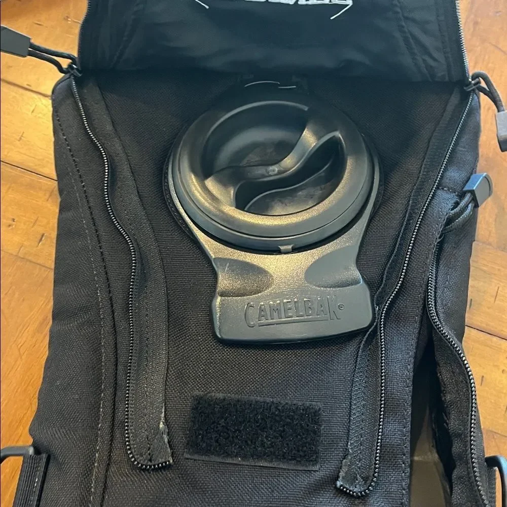 Black Camelback Marines USMC Military Training Water Backpack LOBO 6L